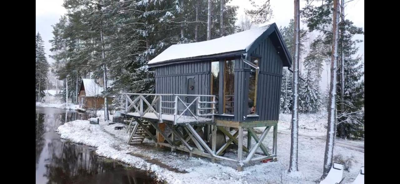 Dragon House In The Tree! Jacuzzi, Sauna ,Cinema,Heated Lici  Exterior photo