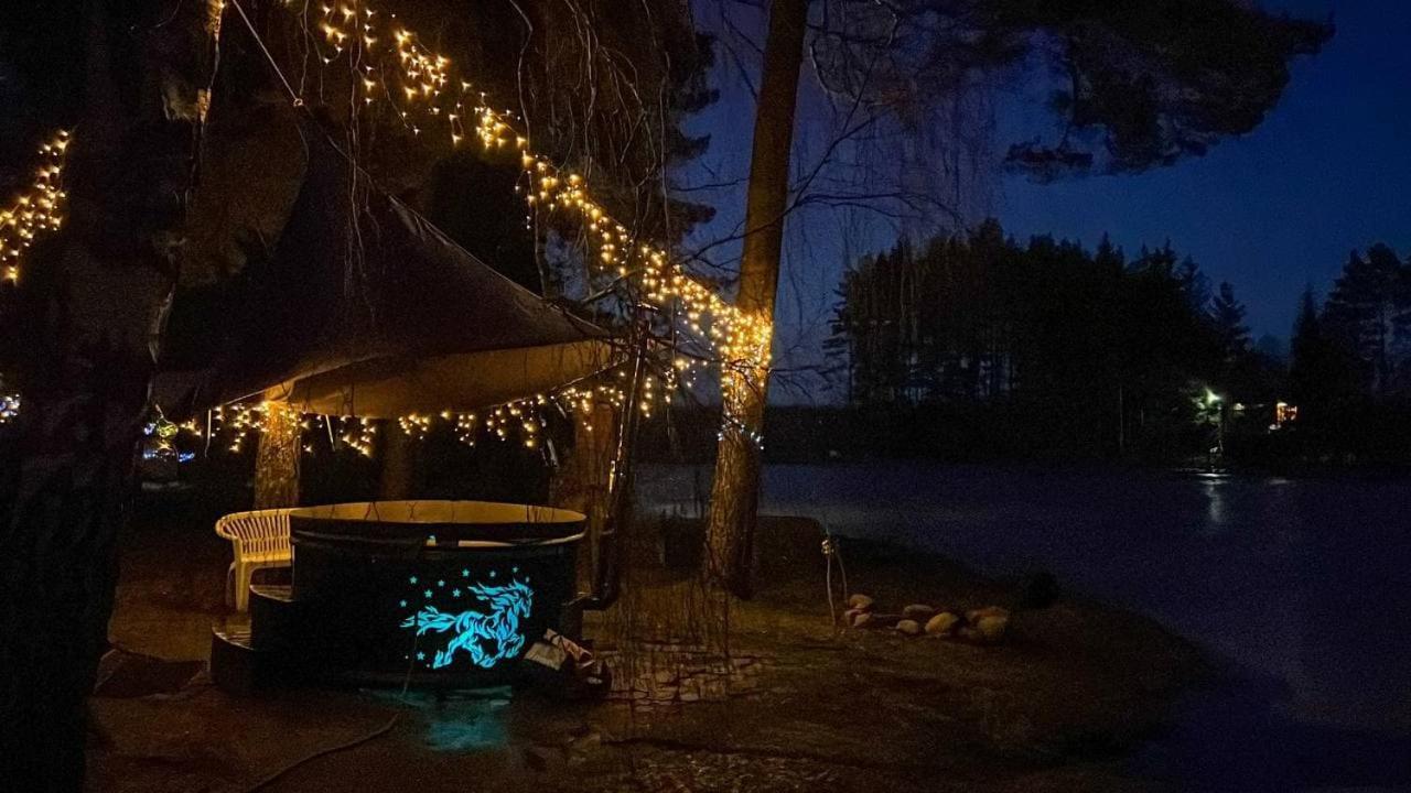 Dragon House In The Tree! Jacuzzi, Sauna ,Cinema,Heated Lici  Exterior photo