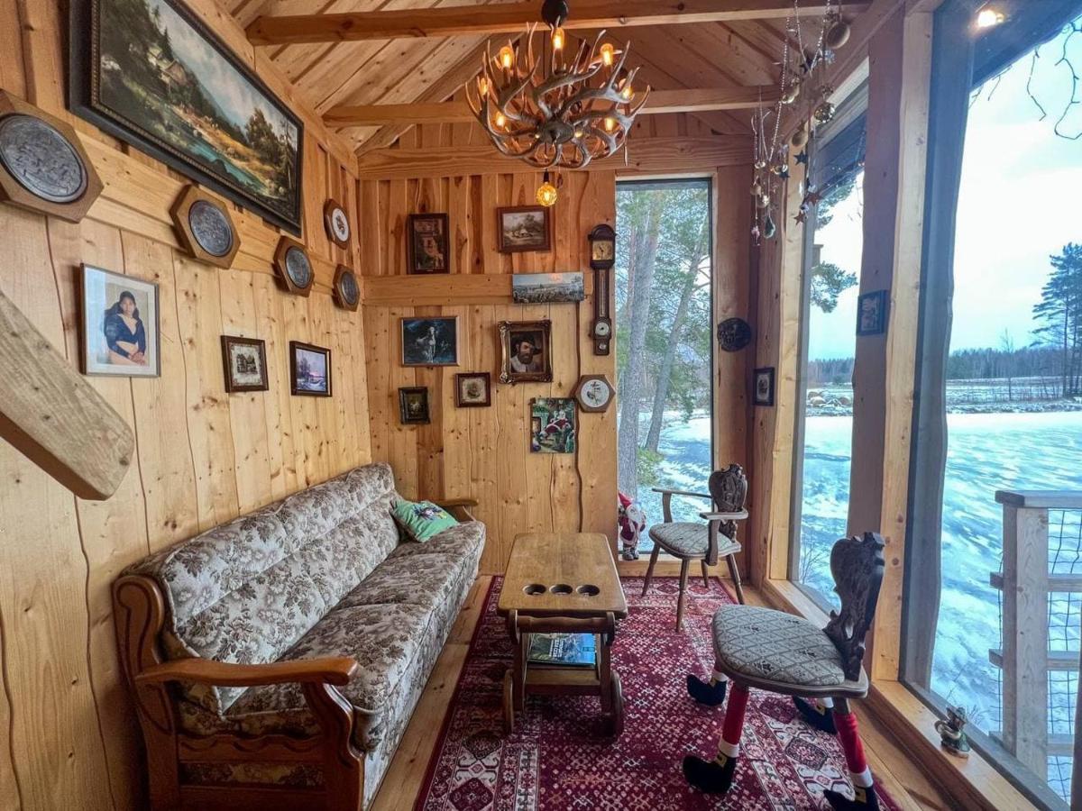 Dragon House In The Tree! Jacuzzi, Sauna ,Cinema,Heated Lici  Exterior photo